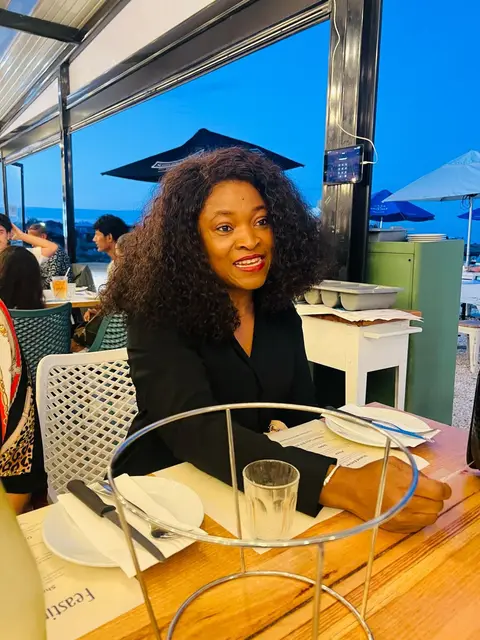 Sunset dinner by the bay